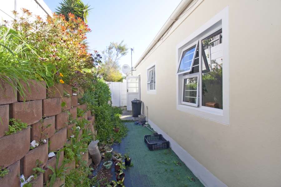 2 Bedroom Property for Sale in Capri Western Cape